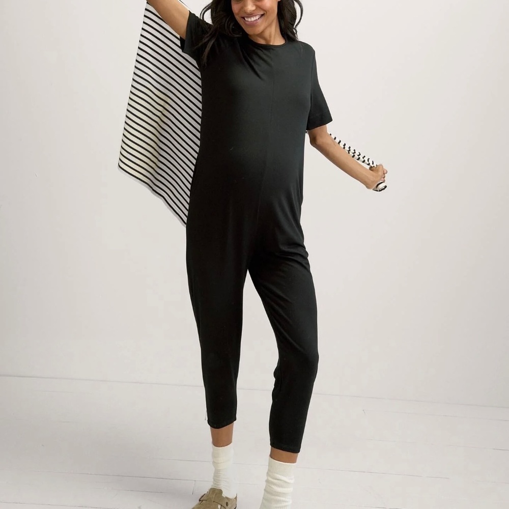 Hatch Black The Walkabout Jumper Onesie Size O/XS. Only worn a few times! Comfy!